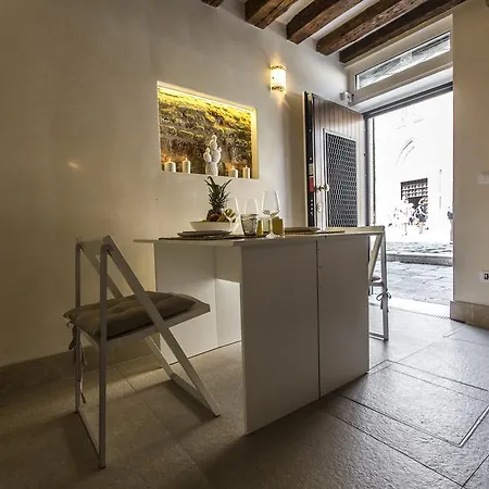 Studio Frari Wifi Apartman